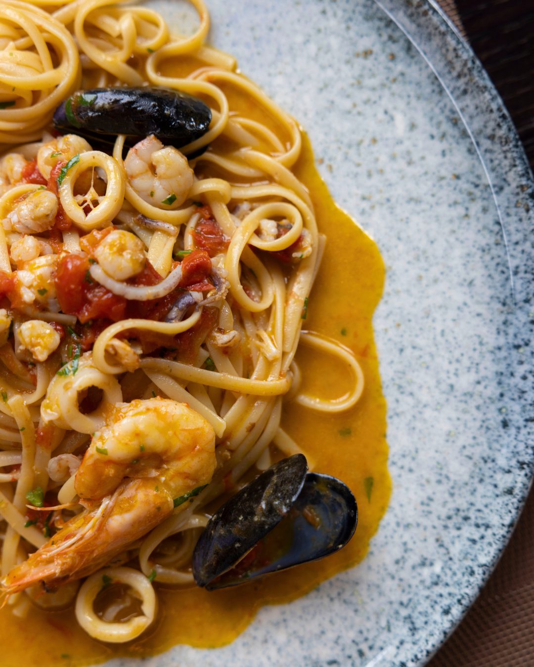 Linguine me fruta deti